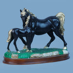 Royal Companionship Statue - Onyx Gold Collection