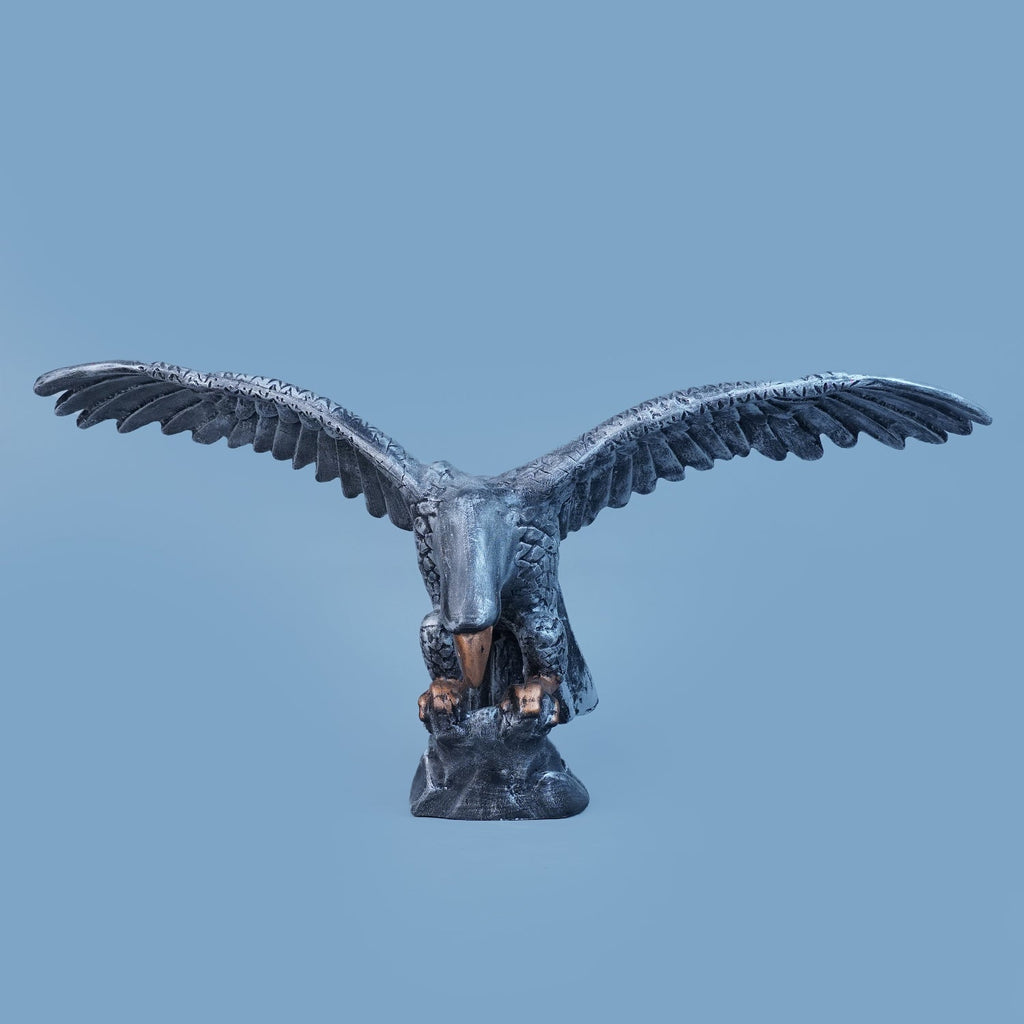 Royal Eagle - Antique Silver Collection